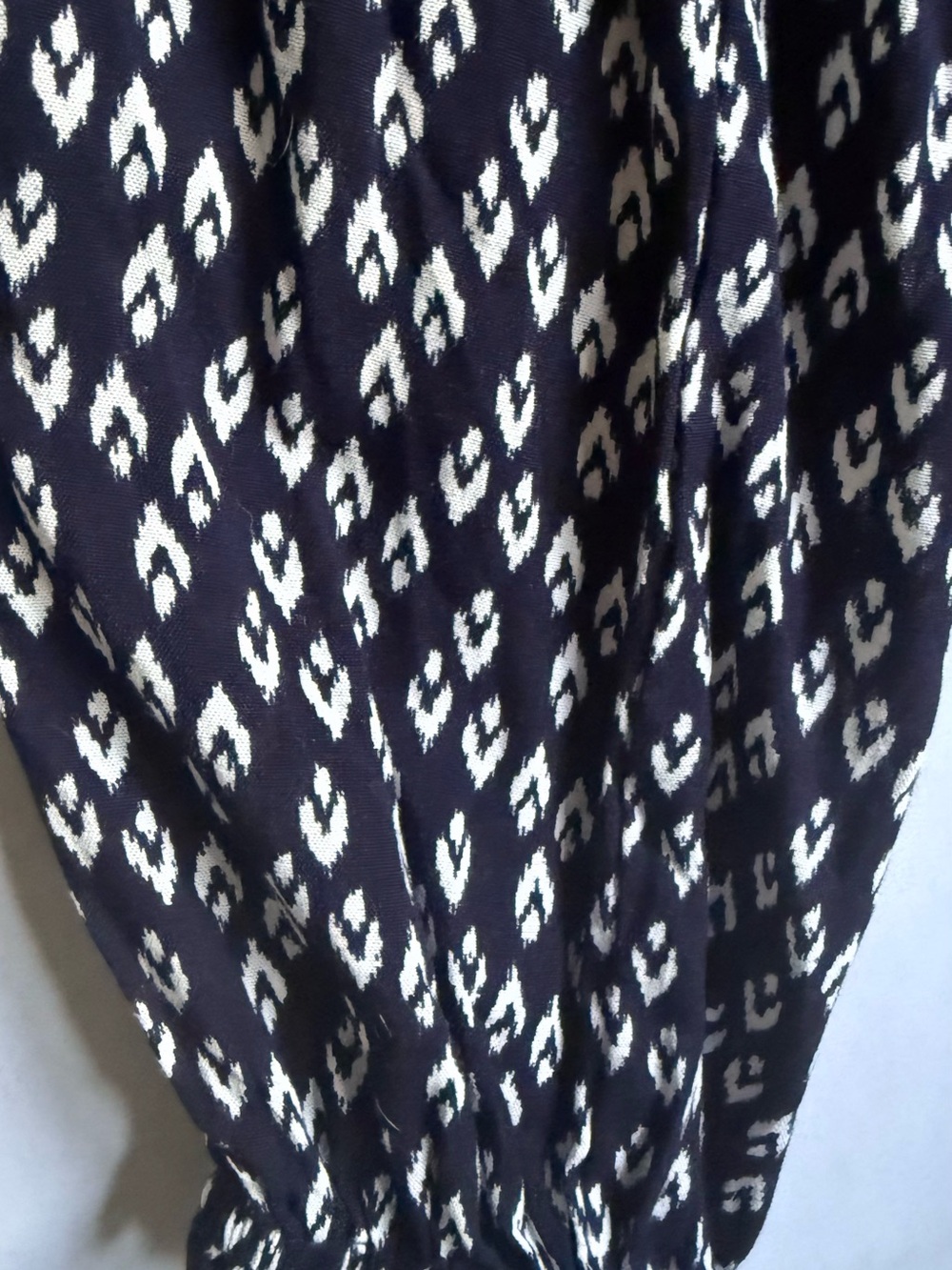 THML Navy Coral Geometric Boho Tassel Tie Balloon Sleeve Blouse - Picture 7 of 11
